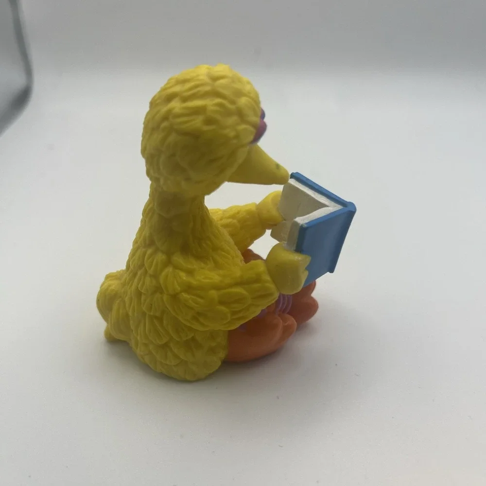 Sesame Street Big Bird Sitting Reading Book PVC Figure Applause Henson Muppet's - Picture 2 of 12